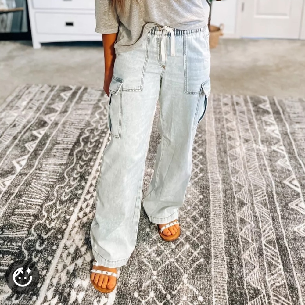 Aerie Elastic Waist Denim Cargo Pants